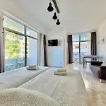 Sunset View Studio By Tor